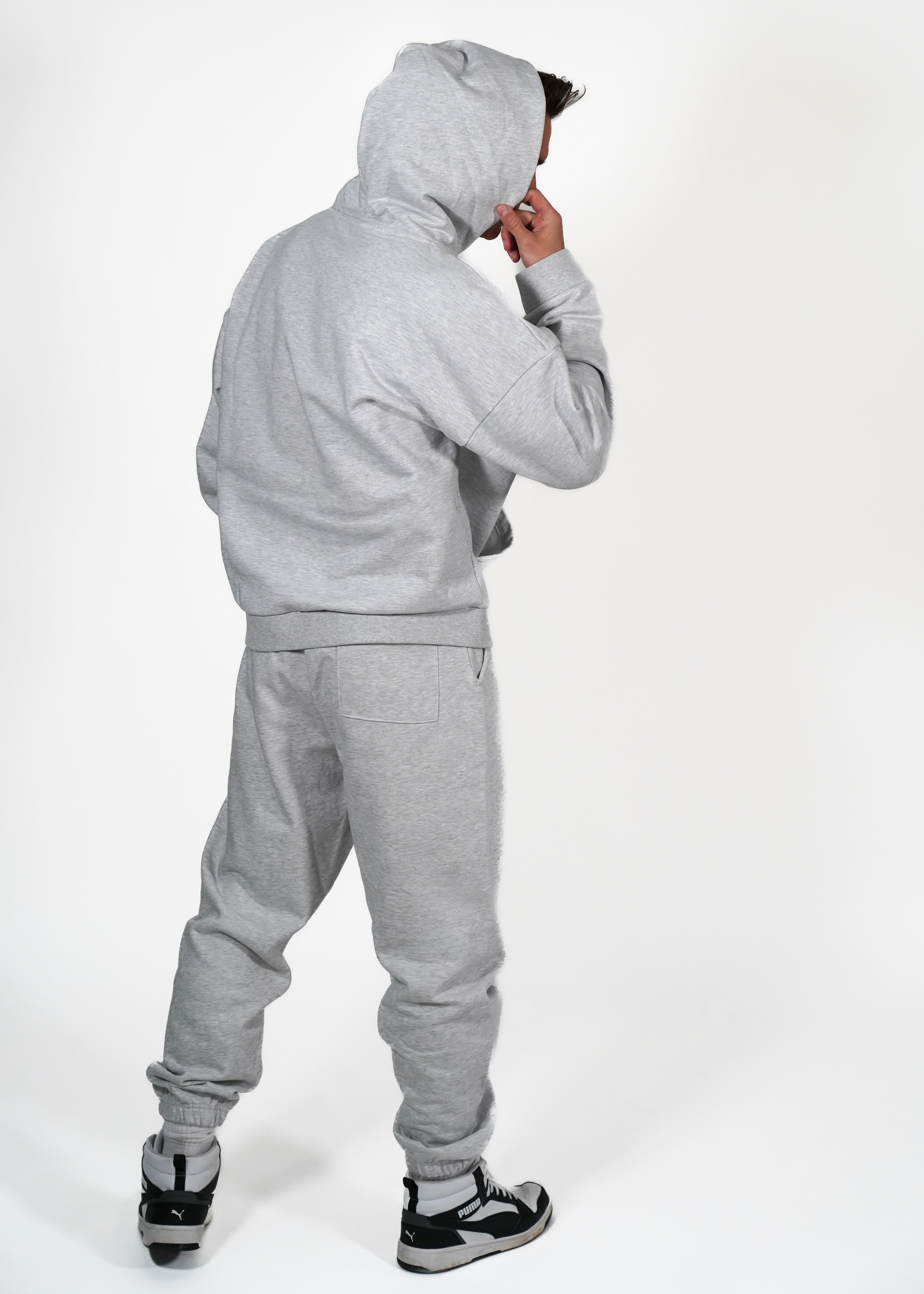 Signature Sweatpants — Cloud Grey